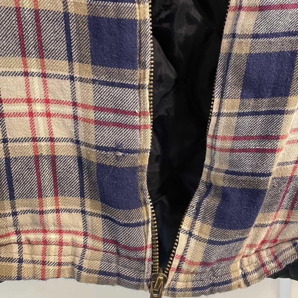 COPY - Dickies Boys Size 20 Plaid Hooded Flannel Zip Front Poly Fill Quilted Li… - Picture 6 of 6